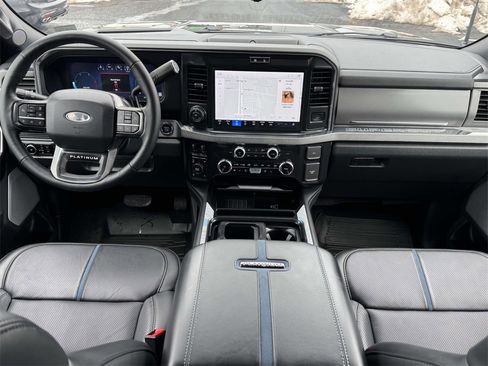 Used 2025 Ford F350 Platinum image 2
