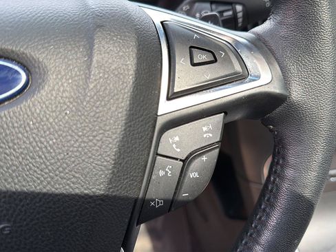 Used 2020 Ford Edge Titanium w/ Equipment Group 301A AWD/4WD image 15