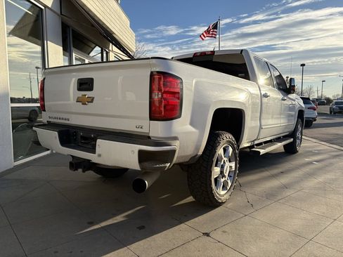 Used 2018 Chevrolet Silverado 2500 LTZ w/ Duramax Plus Package image 9