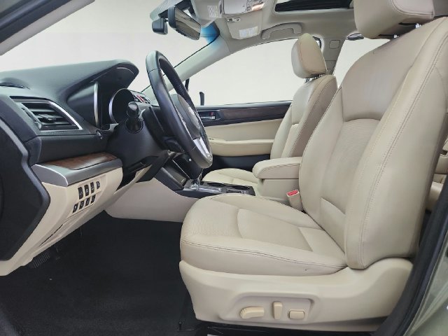 Used 2017 Subaru Outback 3.6R Limited AWD/4WD image 10