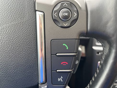 Used 2013 Land Rover LR2 HSE w/ HSE Pkg image 22