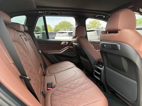 New 2026 BMW X5 xDrive40i w/ M Sport Package AWD/4WD image 37