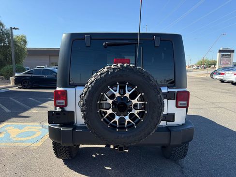 Used 2009 Jeep Wrangler X image 13