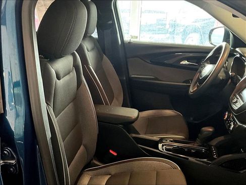 Used 2021 Chevrolet TrailBlazer LT w/ Driver Confidence Package image 11