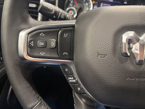 Used 2025 RAM 1500 Laramie w/ Sport Appearance Package AWD/4WD image 14