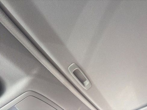 Certified 2017 Toyota RAV4 Limited w/ Advanced Technology Package image 7