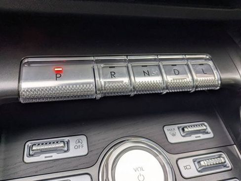 New 2026 Lincoln Nautilus Reserve image 13