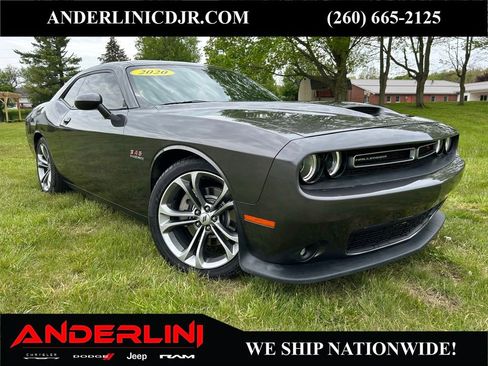 Used 2020 Dodge Challenger R/T RWD image 1