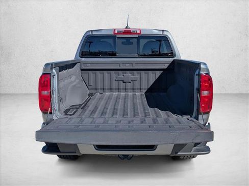 Used 2022 Chevrolet Colorado LT w/ LT Convenience Package image 6