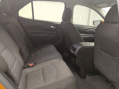 Used 2019 Chevrolet Equinox LT w/ Driver Convenience Package FWD image 19