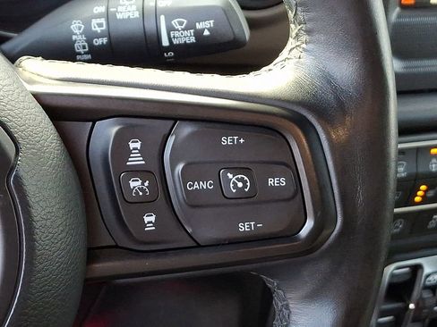 Used 2021 Jeep Wrangler Unlimited Sport image 22