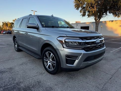 Used 2024 Ford Expedition Max Limited image 11