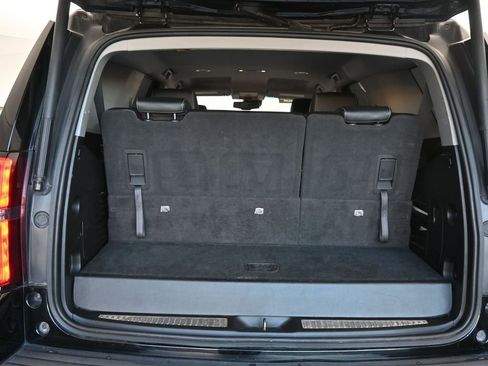 Used 2019 Chevrolet Tahoe LT image 12