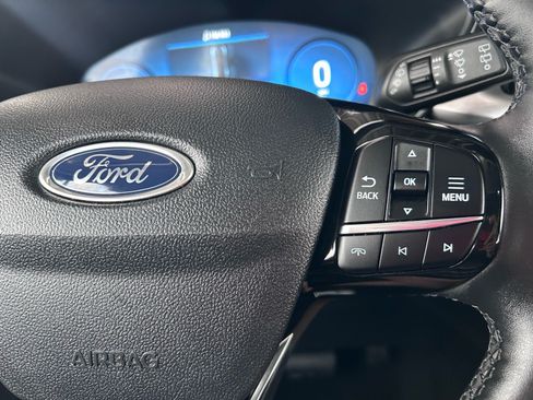 Used 2025 Ford Escape Platinum AWD/4WD image 23
