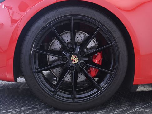 Used 2022 Porsche 911 Carrera S RWD image 13
