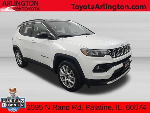 Used 2025 Jeep Compass Limited AWD/4WD image 1