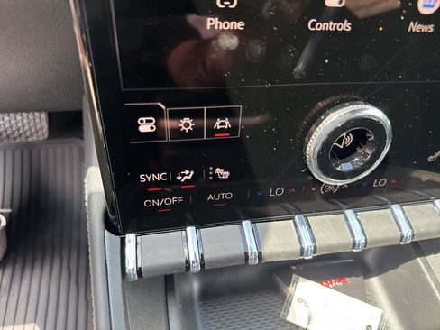 New 2027 GMC Terrain Elevation w/ Elevation Premium Package AWD/4WD image 28