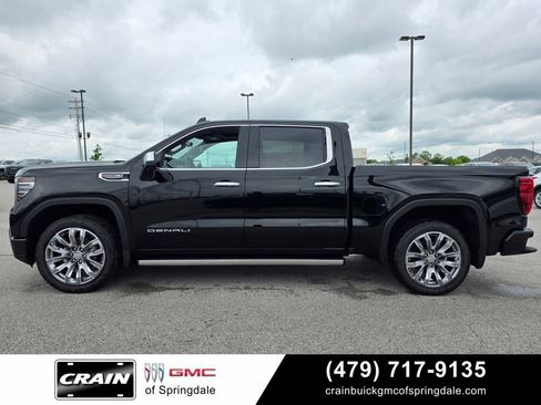 Used 2025 GMC Sierra 1500 Denali AWD/4WD image 4