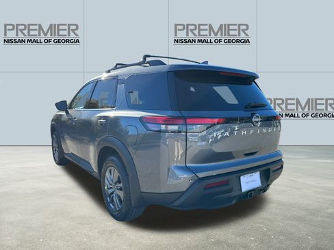 New 2025 Nissan Pathfinder SV w/ SV Premium Package image 7
