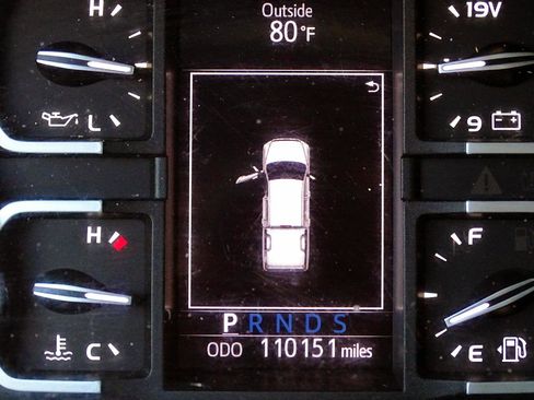 Used 2019 Toyota Tundra SR5 w/ TRD Sport Package image 39