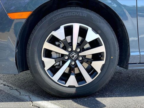 Used 2025 Honda Odyssey EX-L image 9