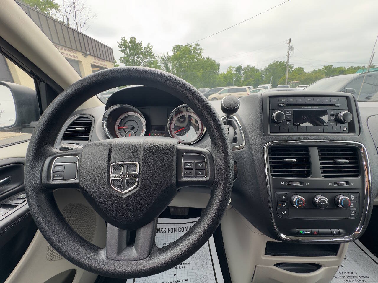Used 2014 Dodge Grand Caravan American Value Package FWD image 18