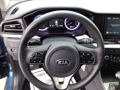 Used 2020 Kia Niro LX image 15