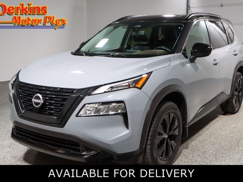 Used 2023 Nissan Rogue SV w/ SV Premium B Package FWD image 1