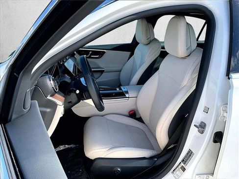Used 2025 Mercedes-Benz C 300 Sedan image 27