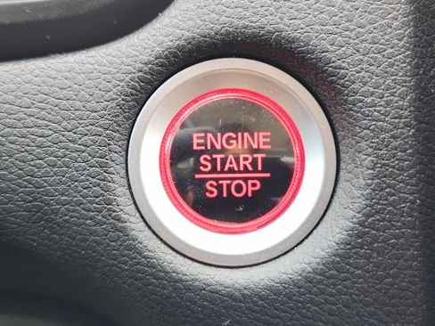 Used 2018 Honda CR-V Touring image 19