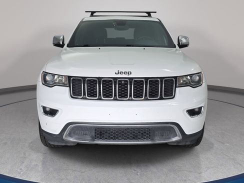 Used 2019 Jeep Grand Cherokee Limited AWD/4WD image 2