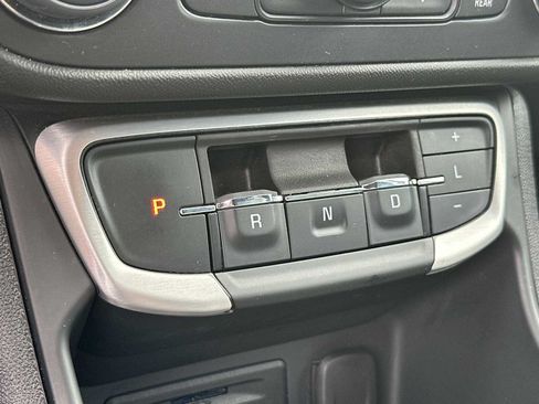 Certified 2024 GMC Terrain SLT AWD/4WD image 23