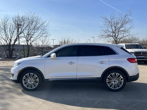 Used 2018 Lincoln MKX Reserve image 18