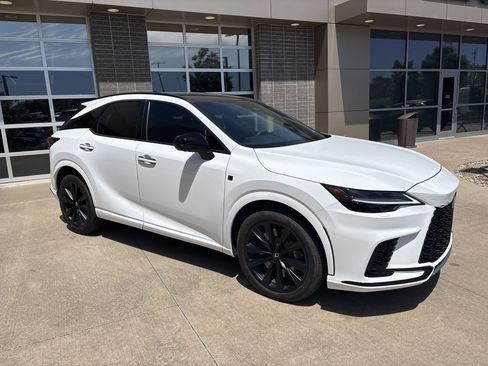 Used 2024 Lexus RX 500h F Sport w/ Convenience Package AWD/4WD image 2