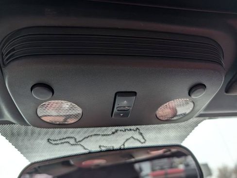 Used 2005 Ford Mustang GT image 20