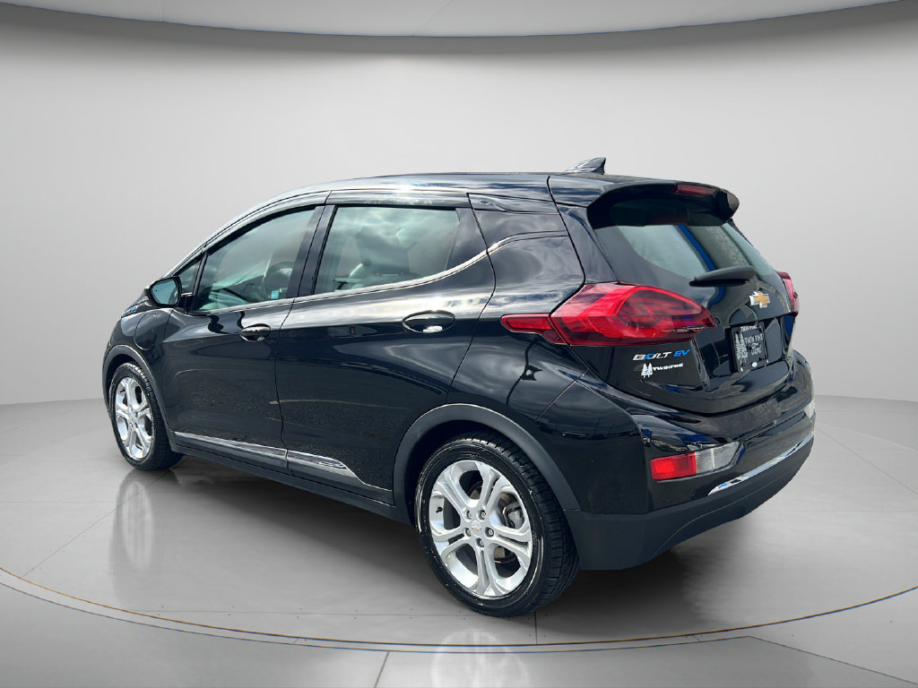 Used 2020 Chevrolet Bolt LT FWD image 5