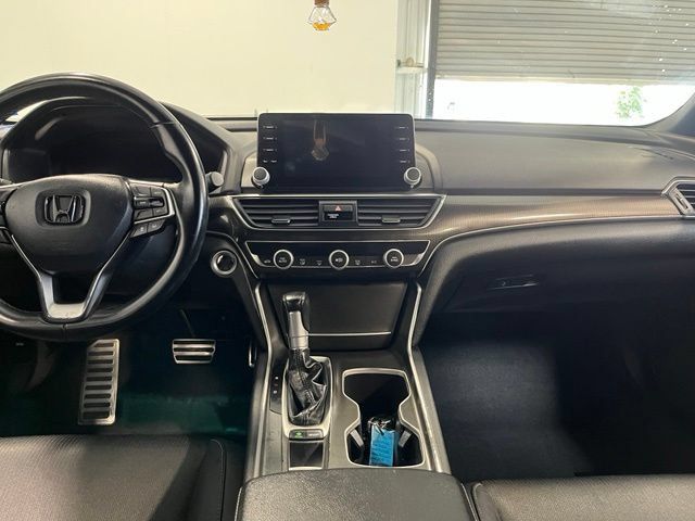 Used 2020 Honda Accord Sport image 21