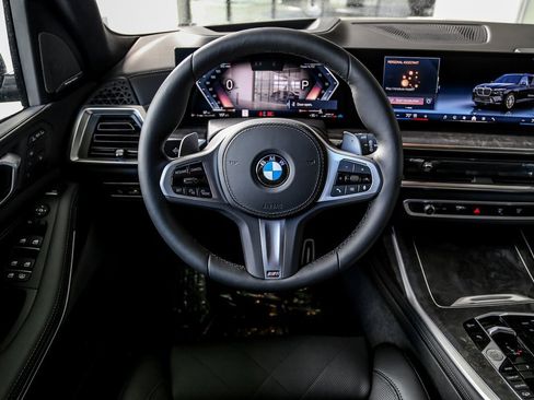 New 2026 BMW X7 xDrive40i w/ M Sport Package image 11