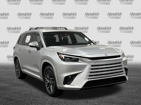 New 2026 Lexus TX 350 AWD image 2