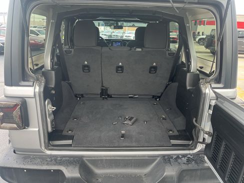 Used 2020 Jeep Wrangler Unlimited Sport S AWD/4WD image 29