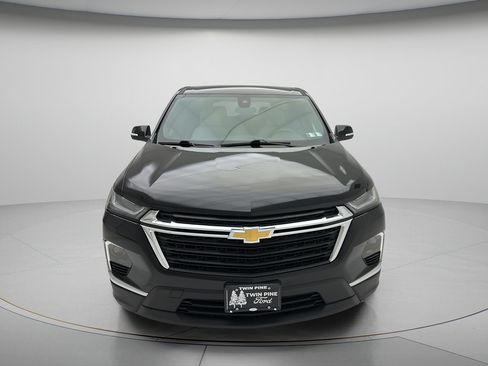 Used 2023 Chevrolet Traverse LS w/ Safety Package AWD/4WD image 2