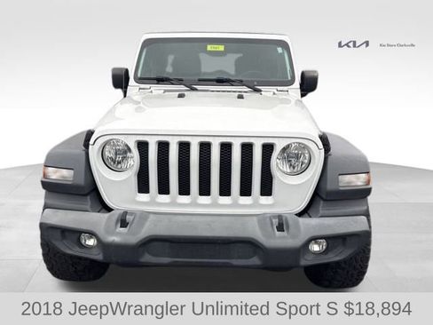 Used 2018 Jeep Wrangler Unlimited Sport S image 3