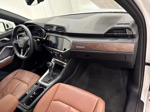 Used 2022 Audi Q3 2.0T Premium w/ Convenience Package image 49