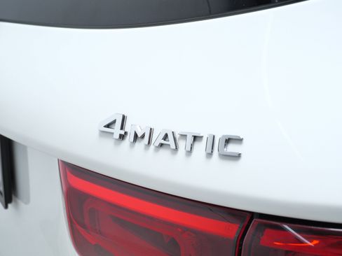 Certified 2021 Mercedes-Benz GLB 250 4MATIC image 6