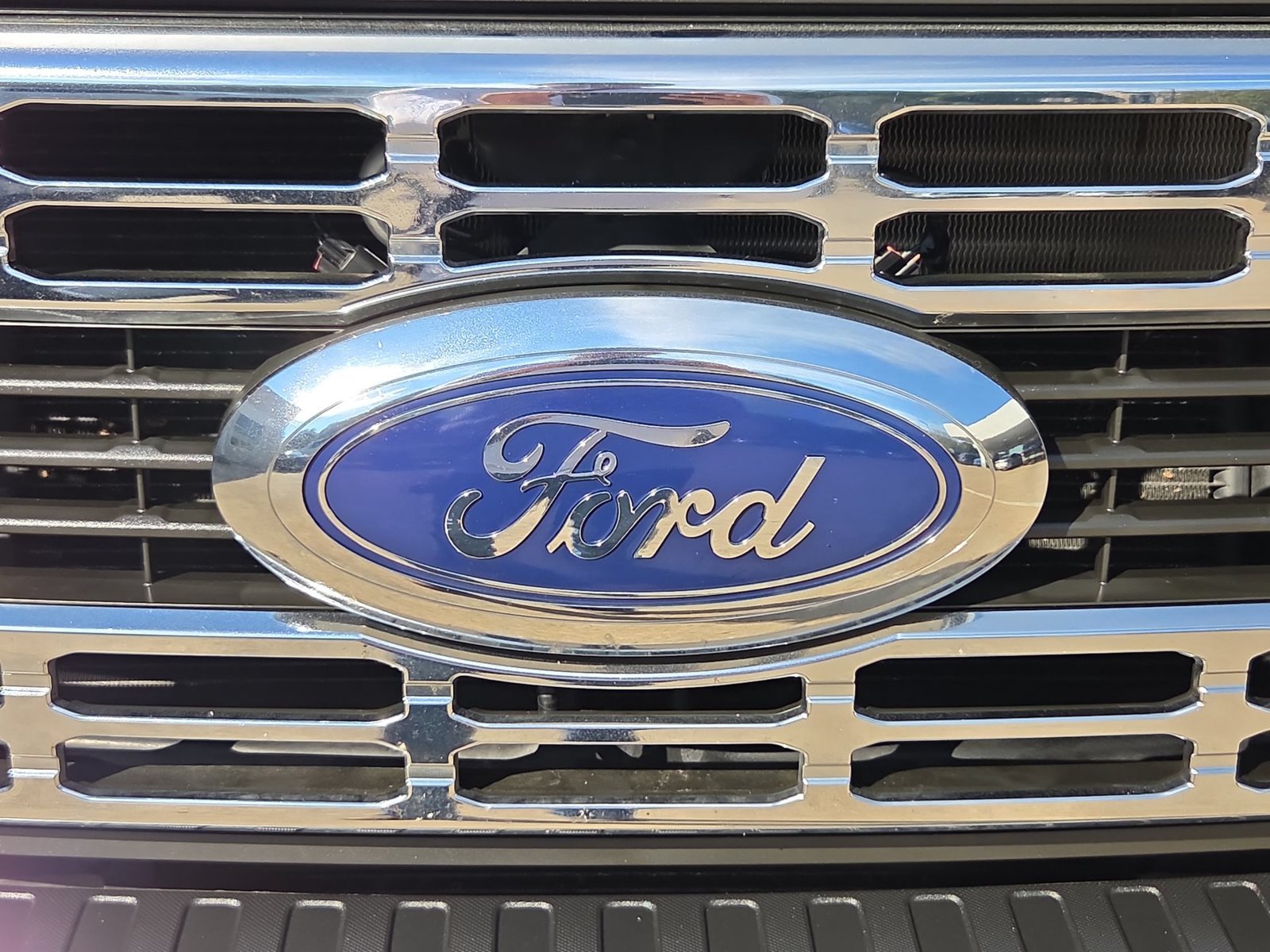 Used 2024 Ford F250 XLT w/ FX4 Off-Road Package AWD/4WD image 29