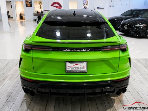 Used 2022 Lamborghini Urus AWD/4WD image 19