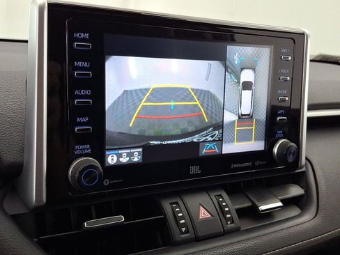 Used 2020 Toyota RAV4 Limited AWD/4WD image 7
