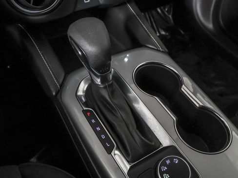 Used 2024 Chevrolet Blazer LT image 33