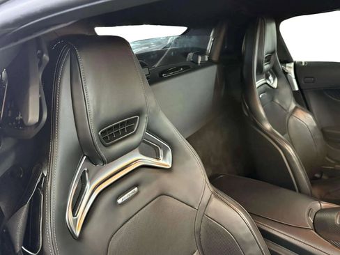 Used 2018 Mercedes-Benz AMG GT Roadster image 16
