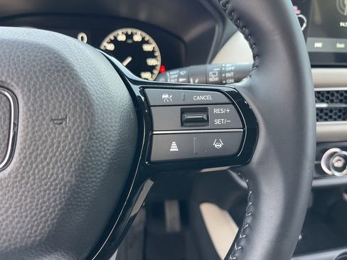 Used 2026 Honda HR-V EX-L image 23